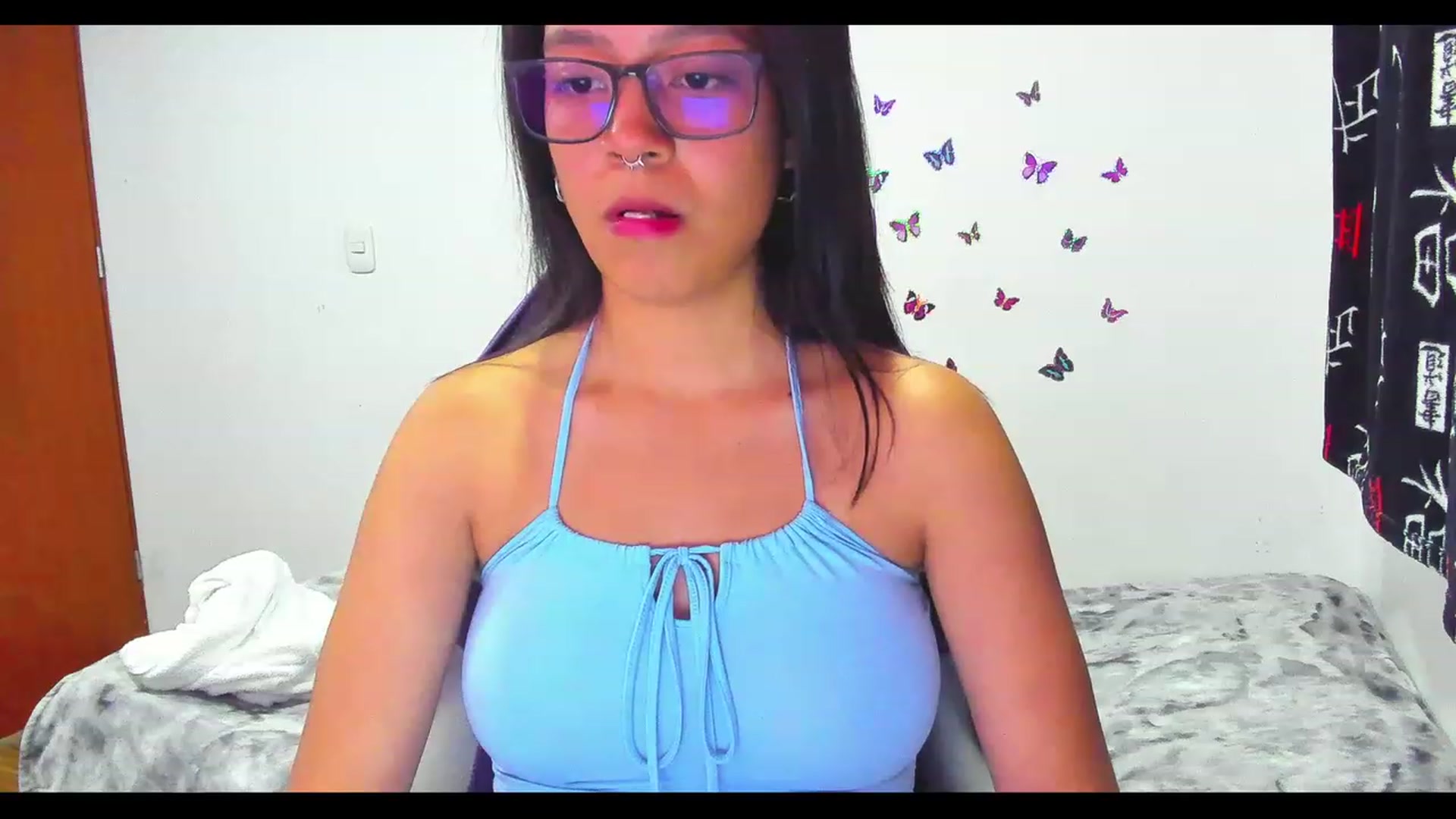 Gallery image thumbnail from Oxxme_'s myfreecams stream on, 06/09/2023, 02:55 image 7 of 20