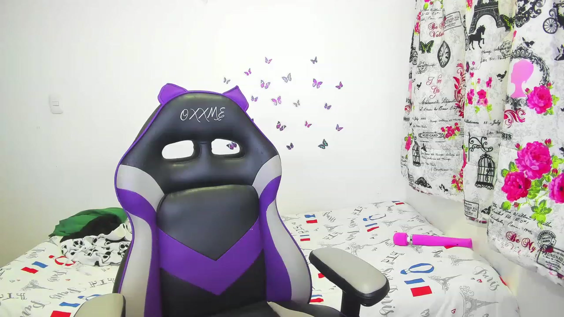 Gallery image thumbnail from Oxxme_'s myfreecams stream on, 06/12/2023, 02:39 image 16 of 20