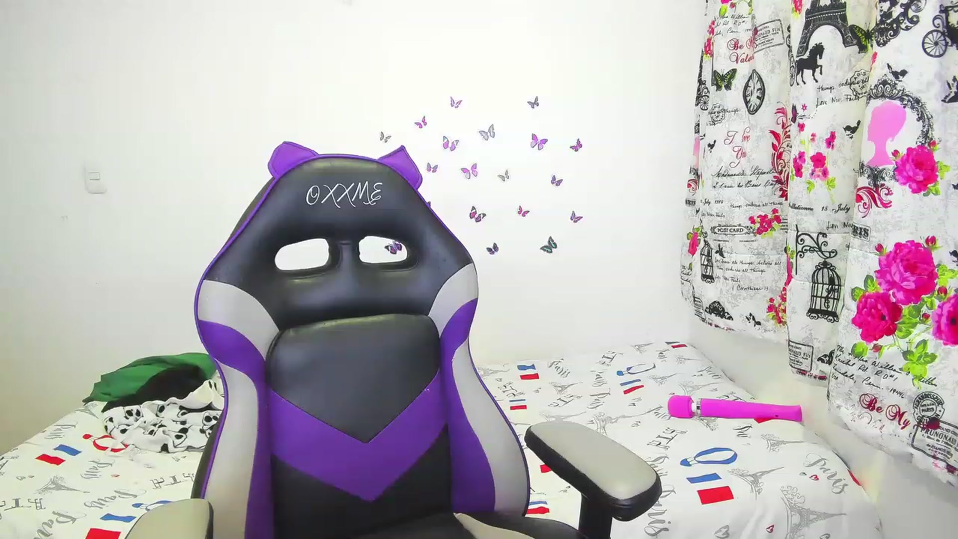 Gallery image thumbnail from Oxxme_'s myfreecams stream on, 06/12/2023, 02:39 image 17 of 20