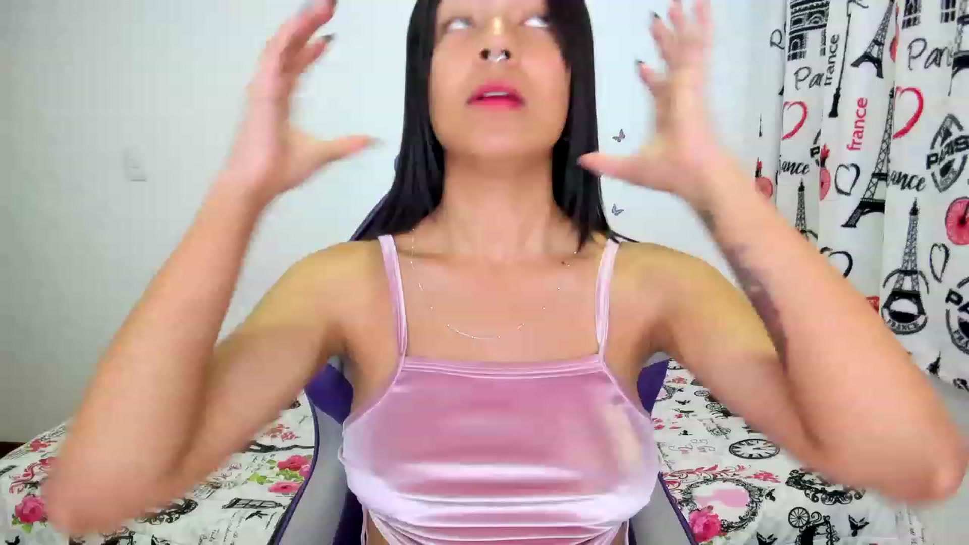 Gallery image thumbnail from Oxxme_'s myfreecams stream on, 06/21/2023, 02:15 image 3 of 20