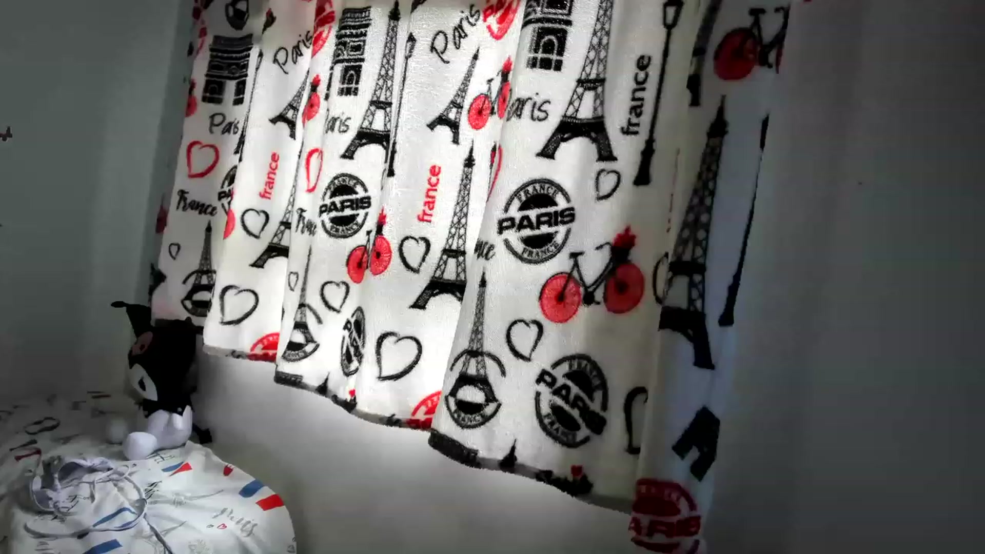 Gallery image thumbnail from Oxxme_'s myfreecams stream on, 06/22/2023, 14:03 image 18 of 20