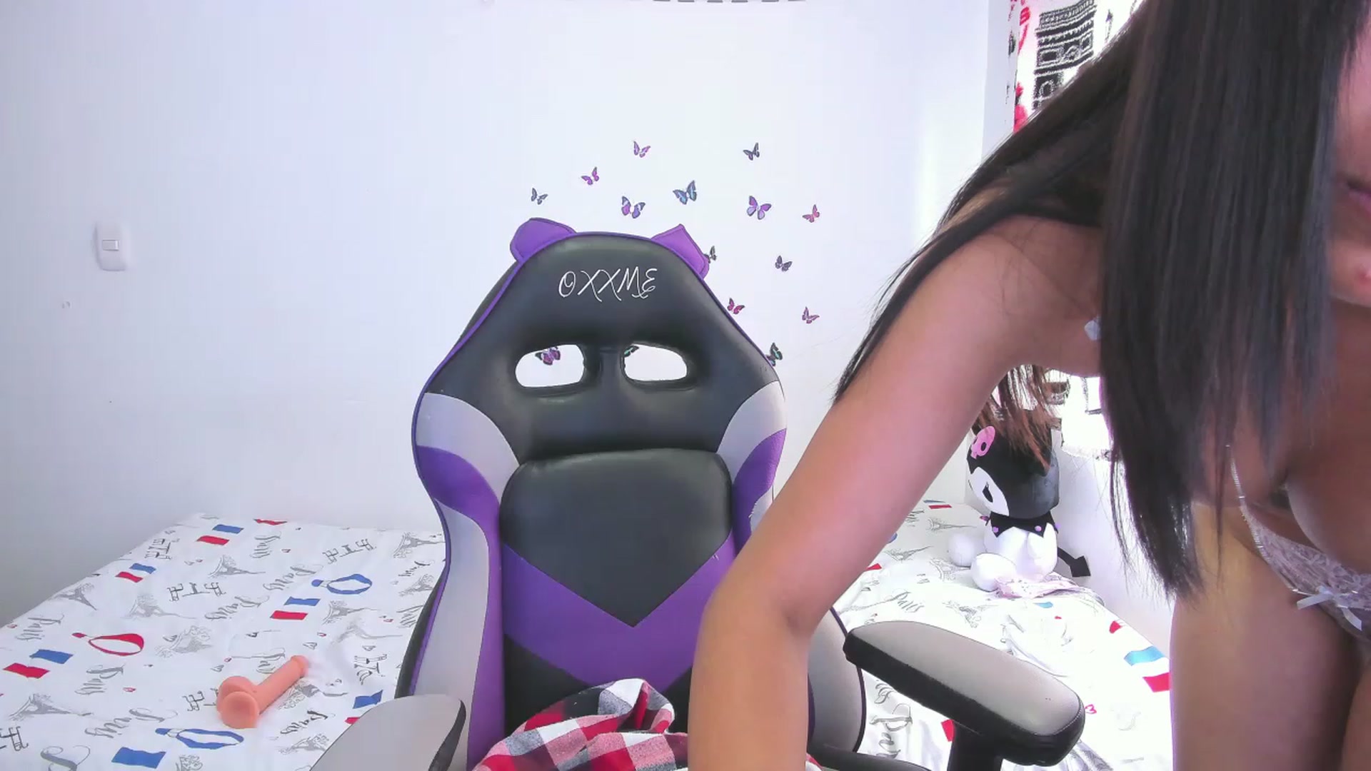 Gallery image thumbnail from Oxxme_'s myfreecams stream on, 06/22/2023, 16:19 image 11 of 20