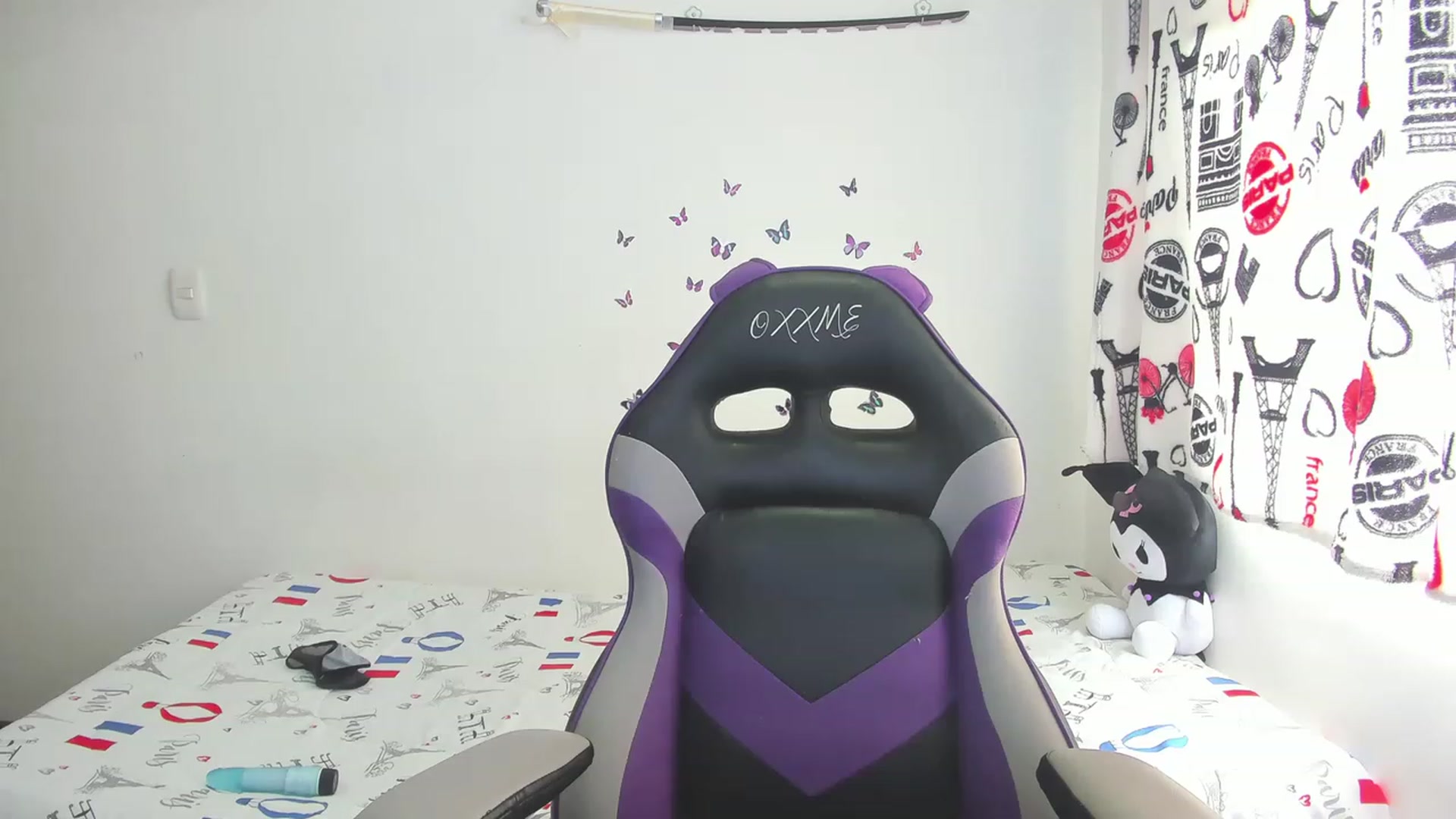 Gallery image thumbnail from Oxxme_'s myfreecams stream on, 06/26/2023, 15:09 image 14 of 20