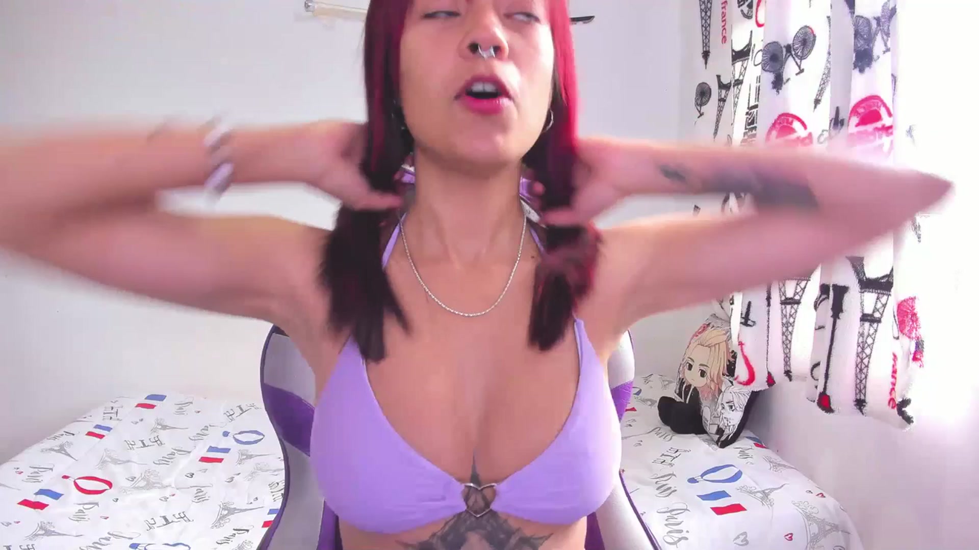 Gallery image thumbnail from Oxxme_'s myfreecams stream on, 07/13/2023, 14:17 image 2 of 20