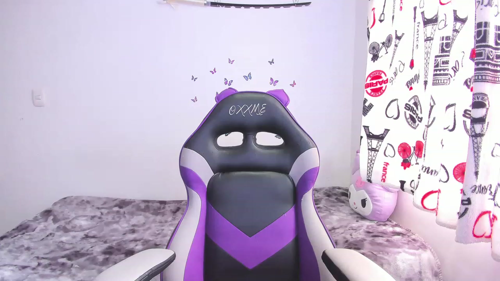 Gallery image thumbnail from Oxxme_'s myfreecams stream on, 07/17/2023, 14:20 image 11 of 20