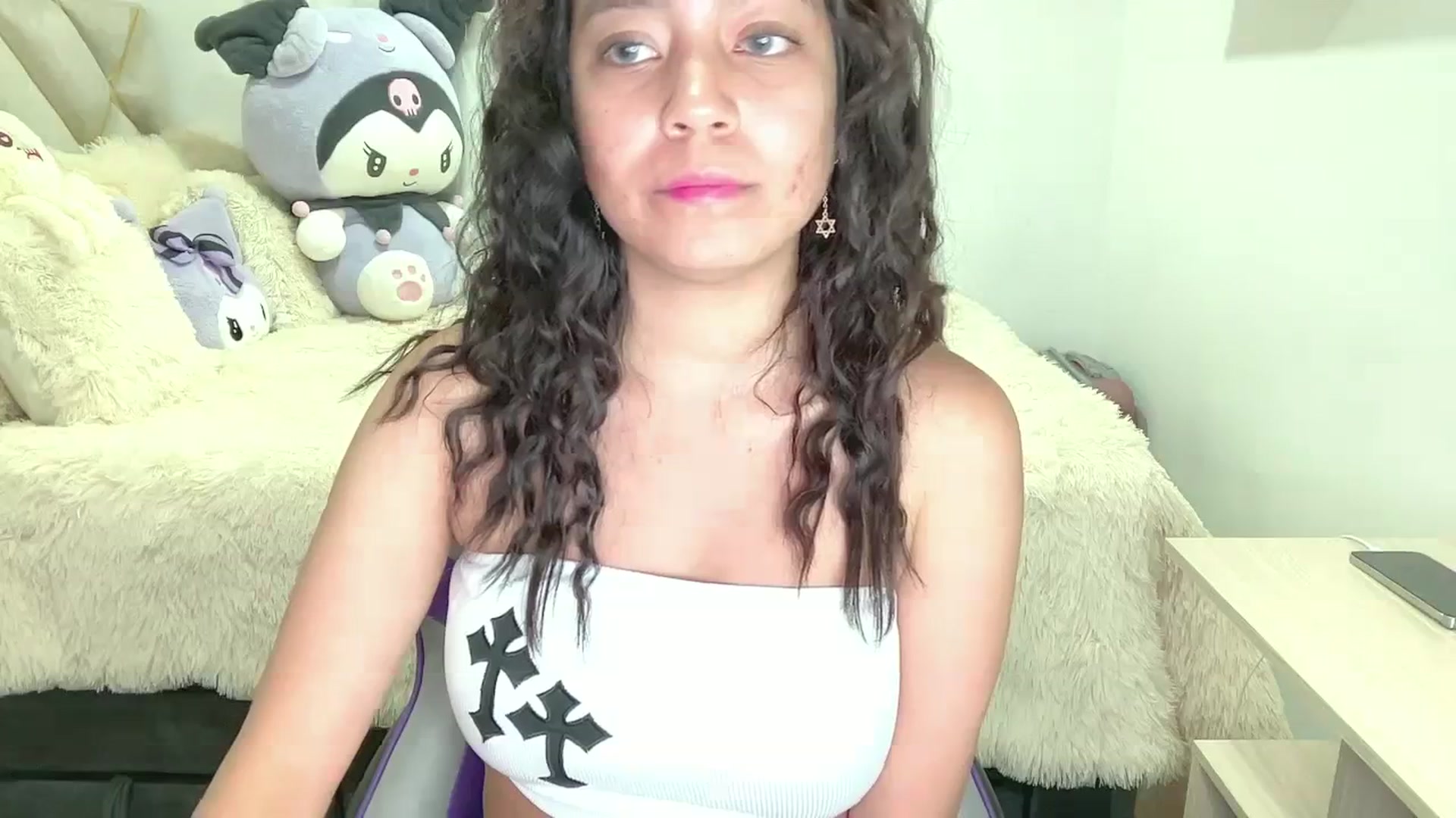 Gallery image thumbnail from Oxxme_'s myfreecams stream on, 01/05/2024, 07:02 image 16 of 20