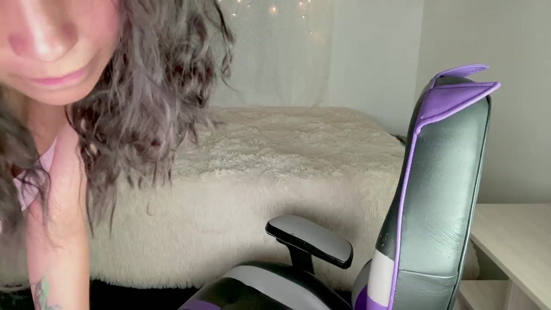 Gallery image thumbnail from Oxxme_'s myfreecams stream on, 01/17/2024, 01:45 image 17 of 20