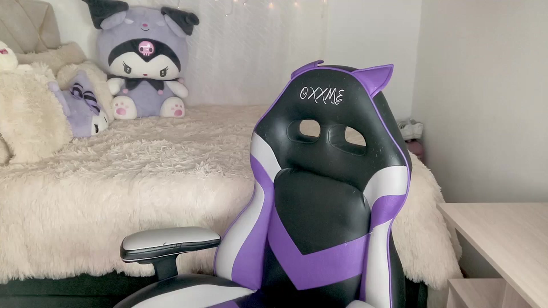 Gallery image thumbnail from Oxxme_'s myfreecams stream on, 01/23/2024, 03:06 image 8 of 20