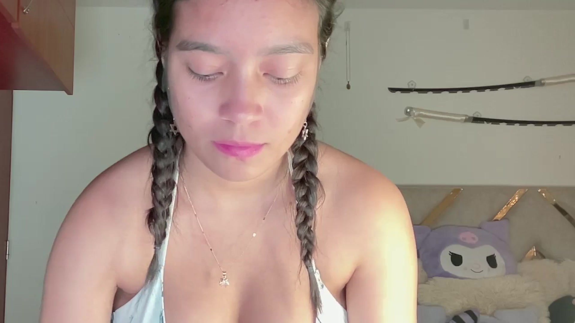Gallery image thumbnail from Oxxme_'s myfreecams stream on, 03/15/2024, 07:02 image 13 of 20