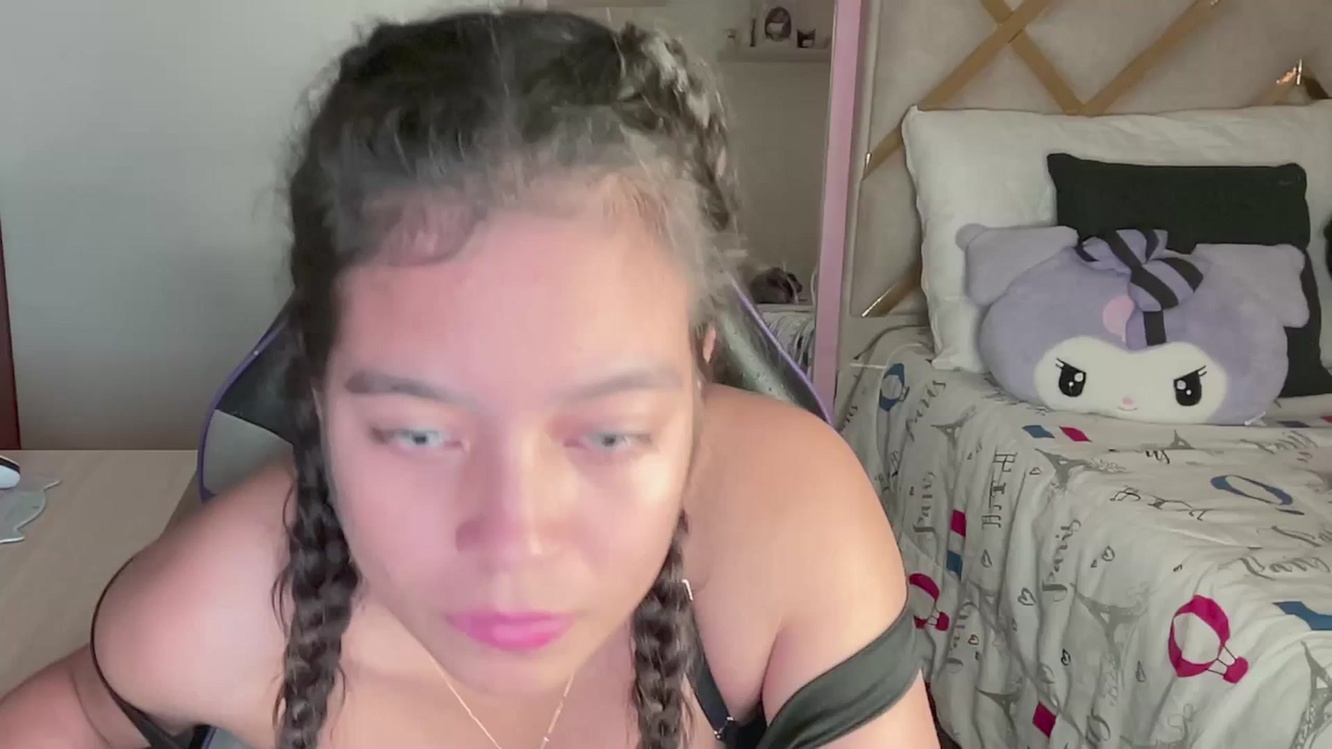 Gallery image thumbnail from Oxxme_'s myfreecams stream on, 03/17/2024, 05:39 image 16 of 20