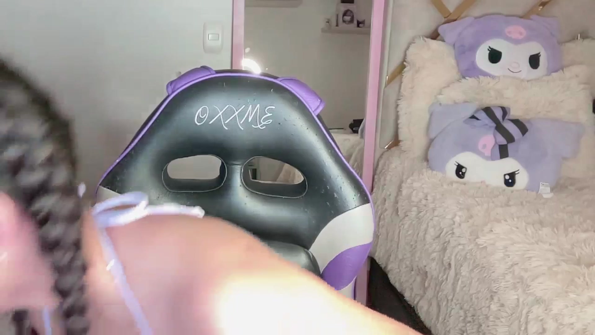 Gallery image thumbnail from Oxxme_'s myfreecams stream on, 03/19/2024, 03:03 image 4 of 20