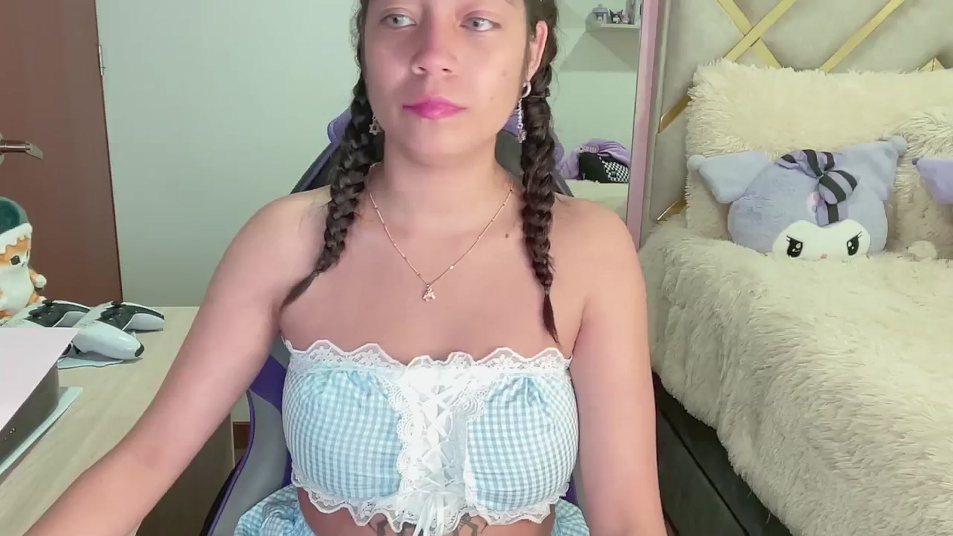 Gallery image thumbnail from Oxxme_'s myfreecams stream on, 04/02/2024, 06:51 image 6 of 20
