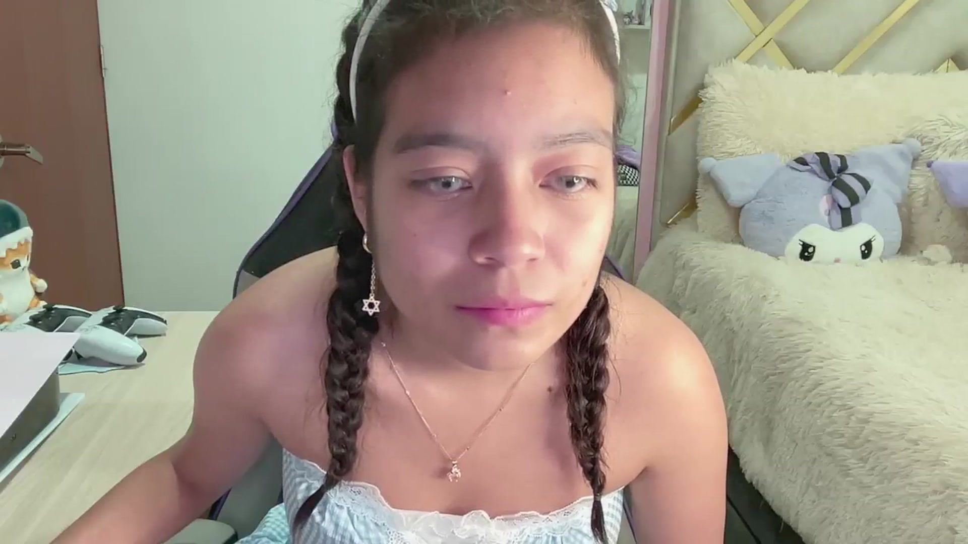 Gallery image thumbnail from Oxxme_'s myfreecams stream on, 04/02/2024, 06:51 image 11 of 20