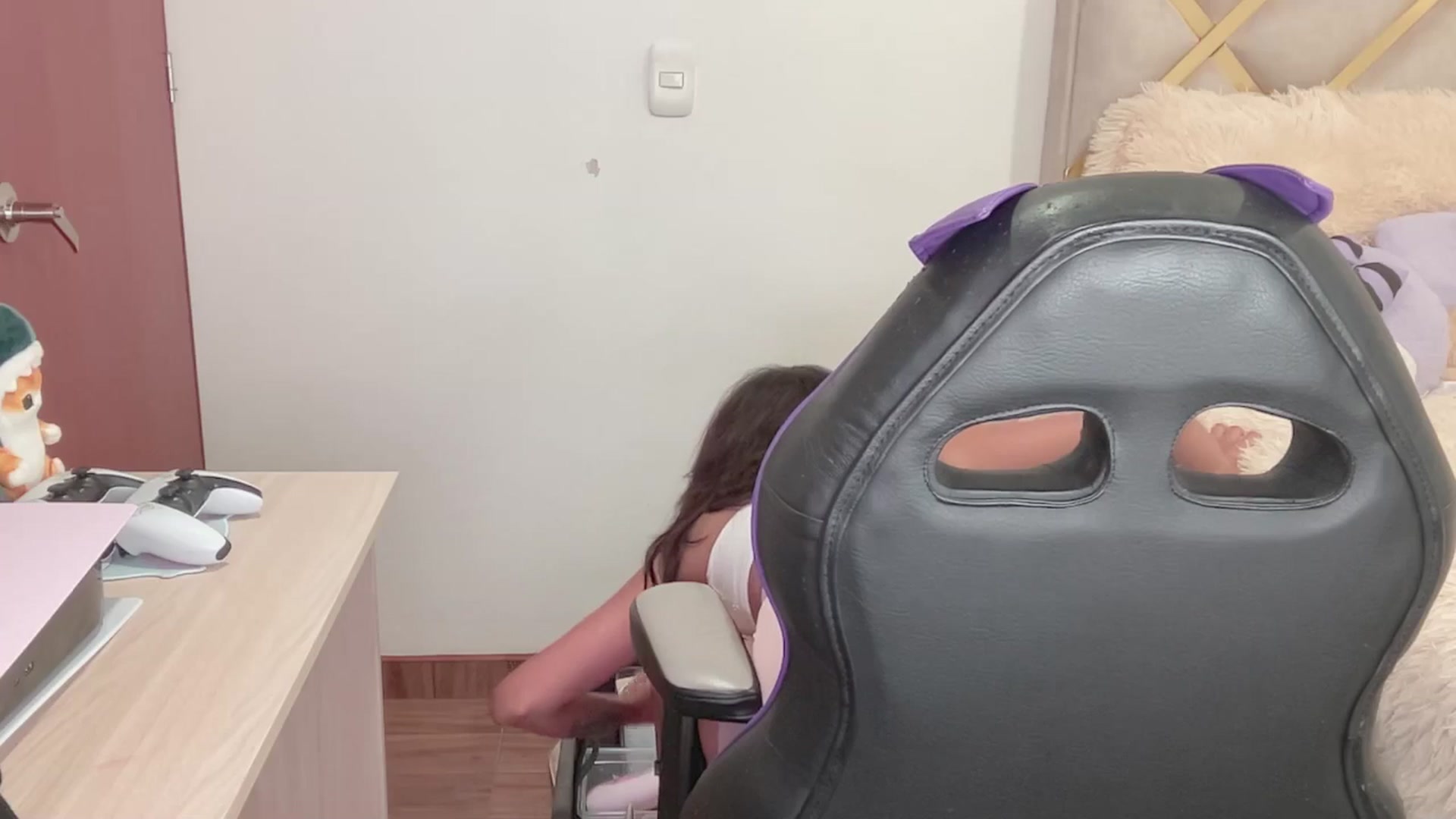 Gallery image thumbnail from Oxxme_'s myfreecams stream on, 05/28/2024, 07:03 image 20 of 20