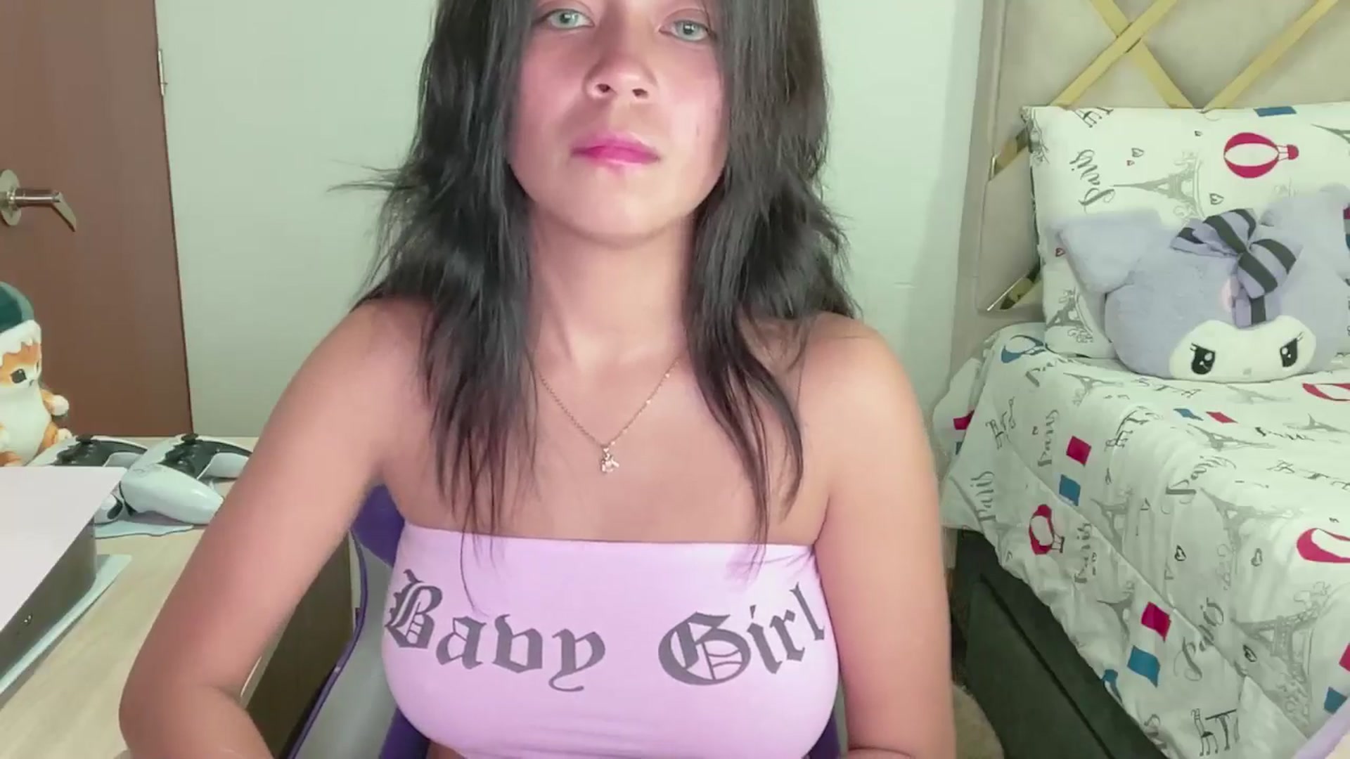 Gallery image thumbnail from Oxxme_'s myfreecams stream on, 06/02/2024, 24:56 image 17 of 20