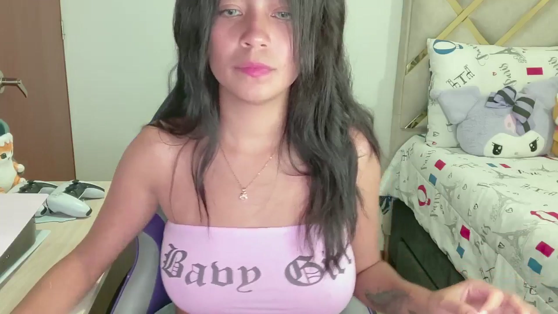 Gallery image thumbnail from Oxxme_'s myfreecams stream on, 06/03/2024, 05:02 image 9 of 20
