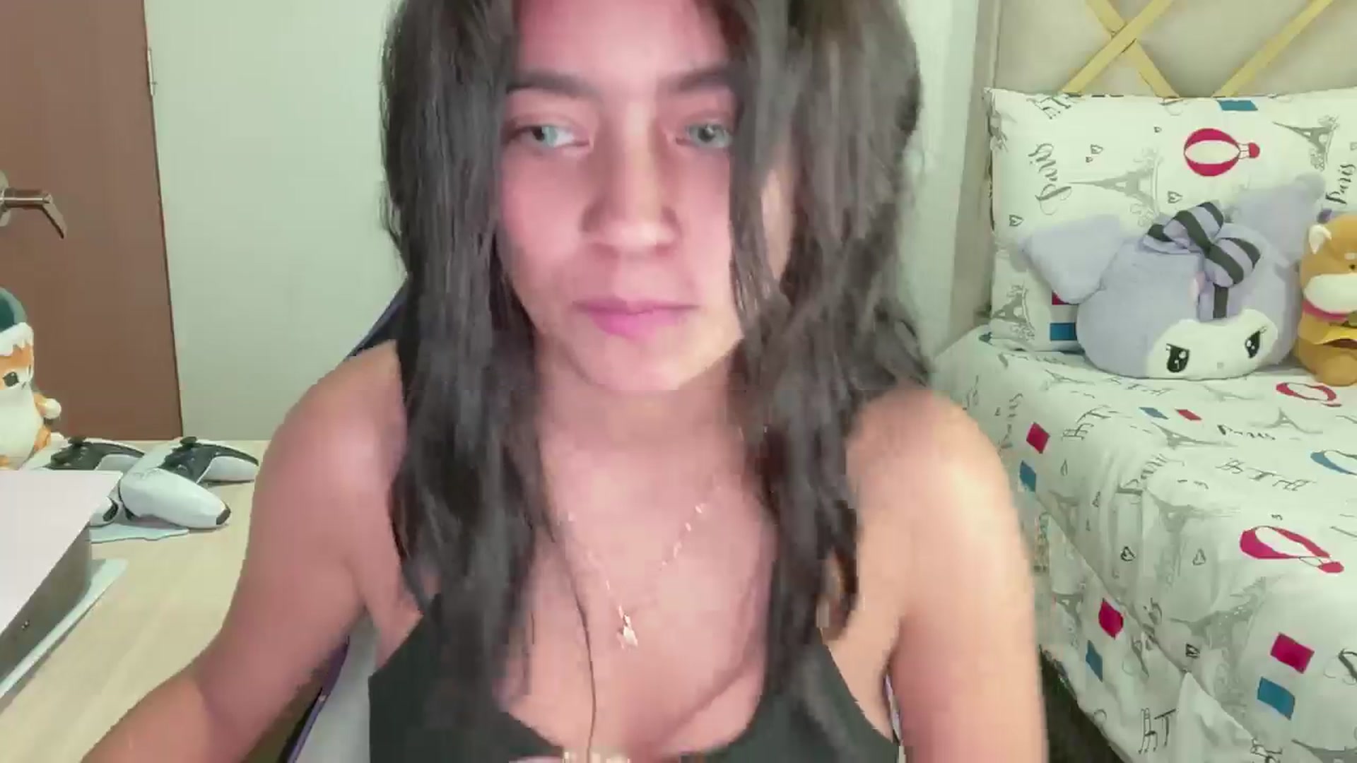 Gallery image thumbnail from Oxxme_'s myfreecams stream on, 06/04/2024, 05:02 image 12 of 20