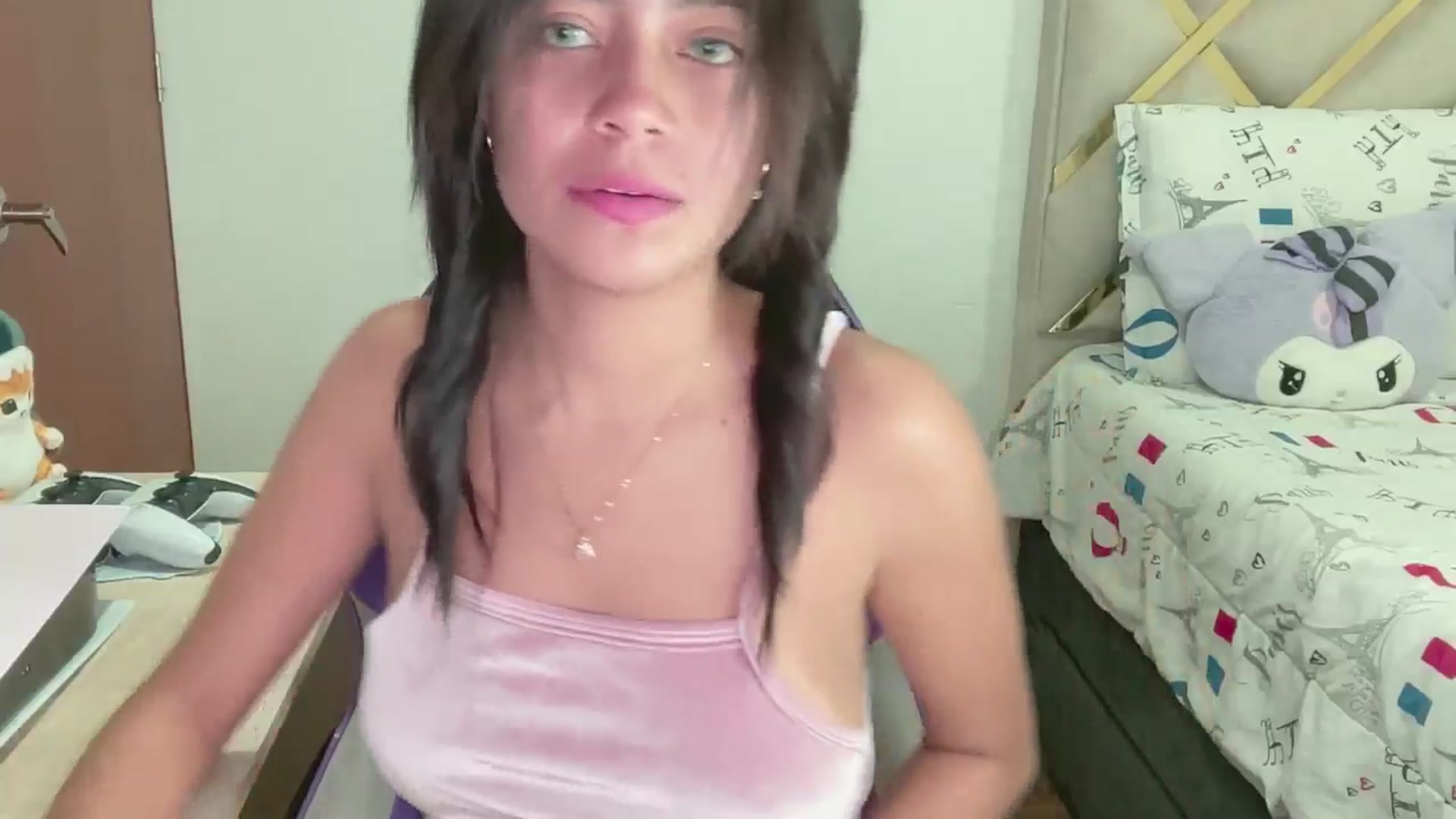 Gallery image thumbnail from Oxxme_'s myfreecams stream on, 06/05/2024, 23:59 image 18 of 20
