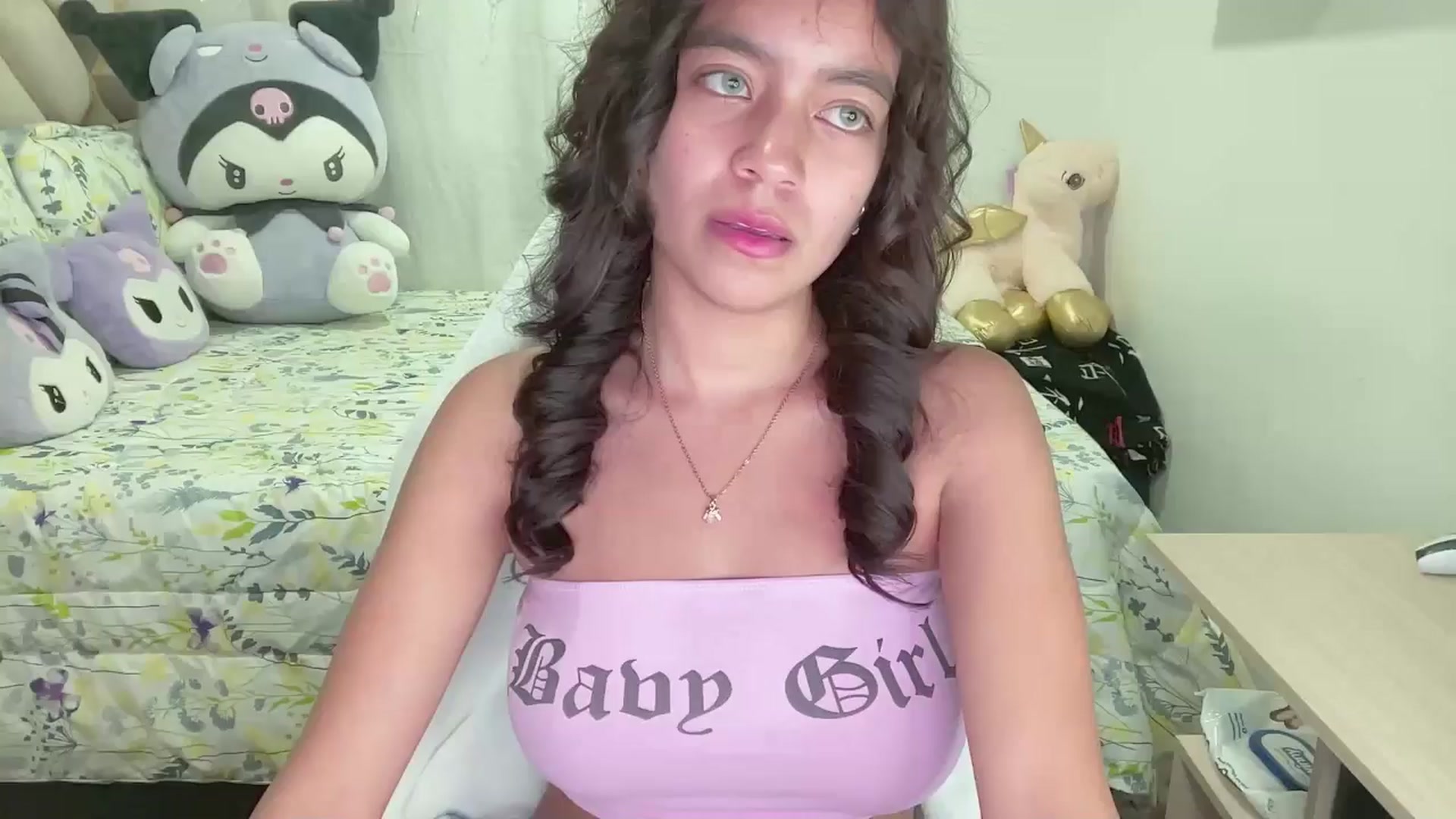 Gallery image thumbnail from Oxxme_'s myfreecams stream on, 07/23/2024, 05:13 image 8 of 20