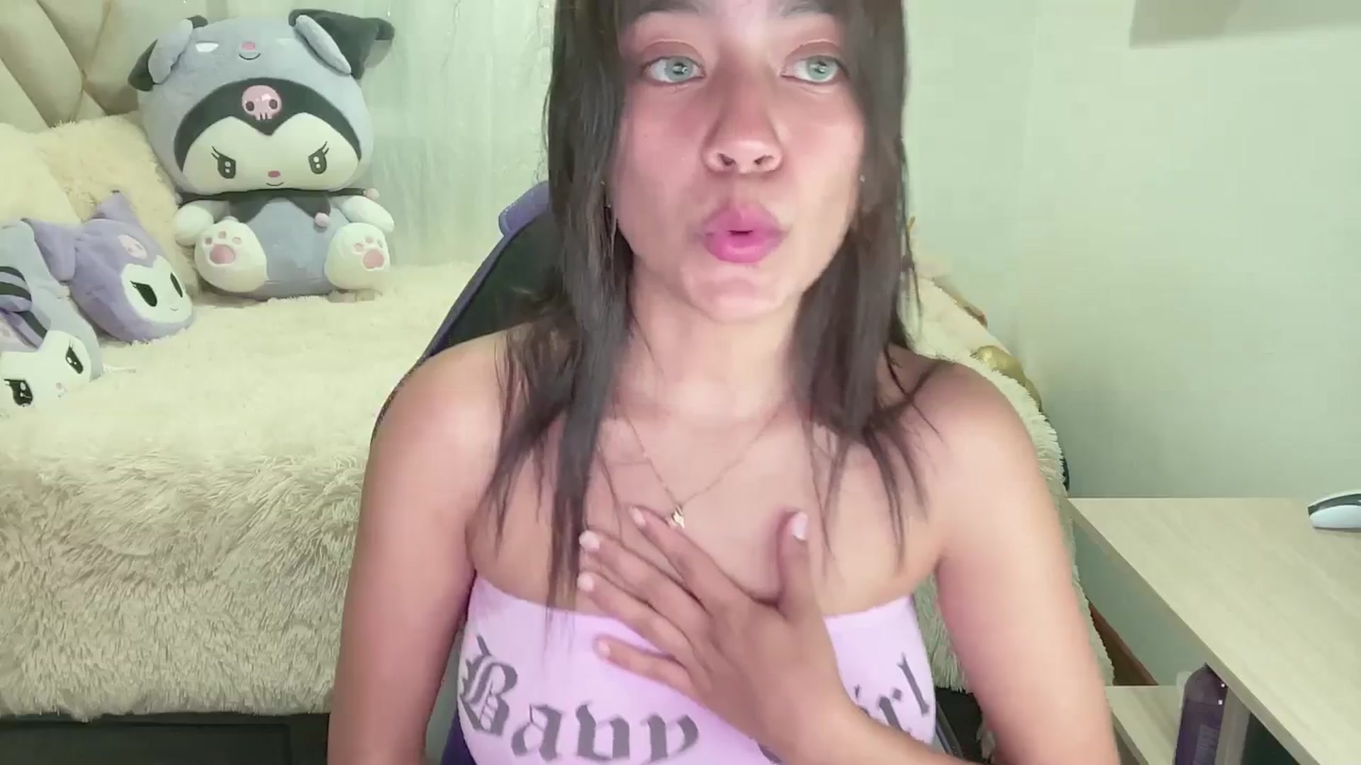 Gallery image thumbnail from Oxxme_'s myfreecams stream on, 07/25/2024, 01:14 image 17 of 20