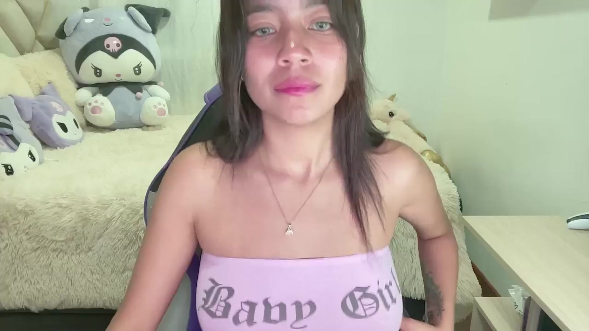 Gallery image thumbnail from Oxxme_'s myfreecams stream on, 07/25/2024, 02:35 image 7 of 20