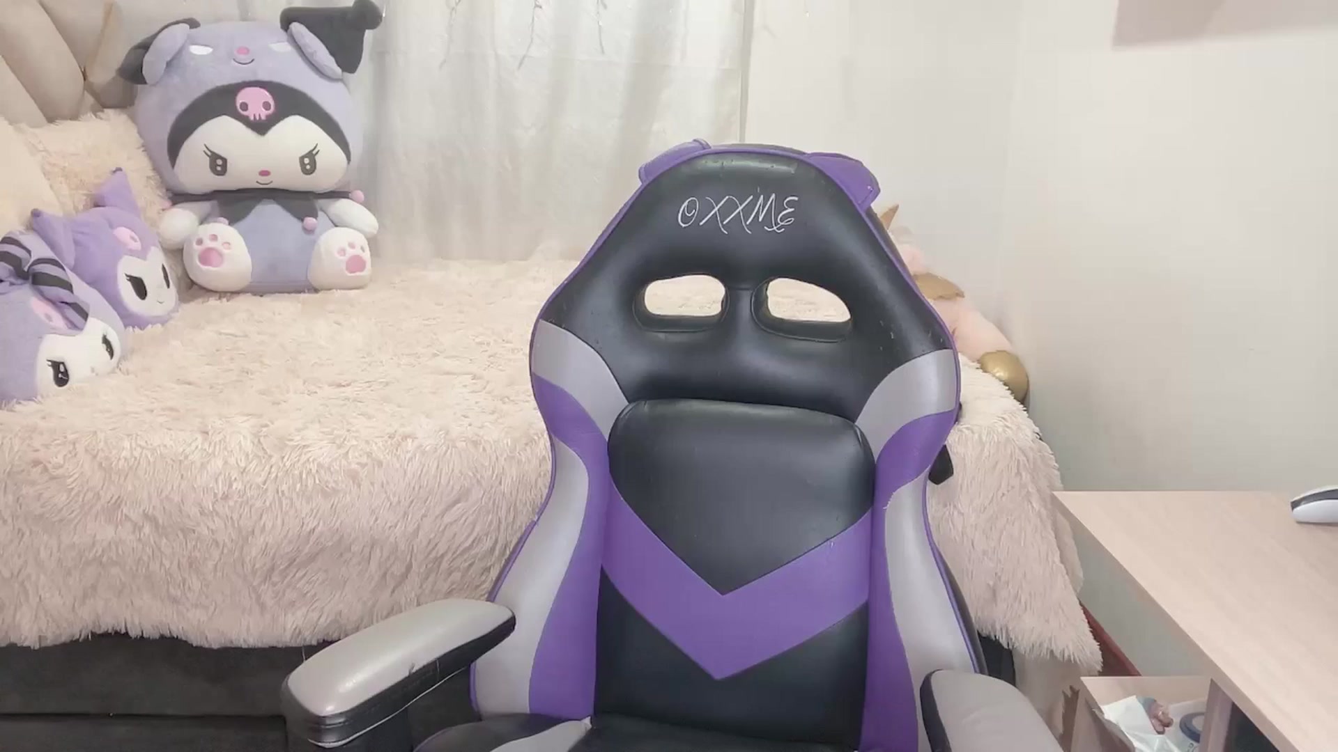 Gallery image thumbnail from Oxxme_'s myfreecams stream on, 07/26/2024, 02:35 image 20 of 20