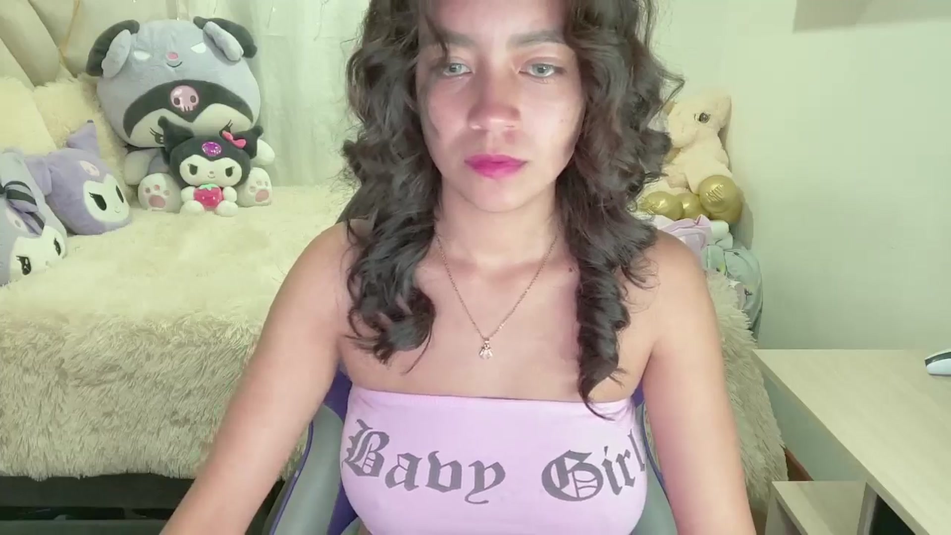 Gallery image thumbnail from Oxxme_'s myfreecams stream on, 08/08/2024, 04:59 image 9 of 20