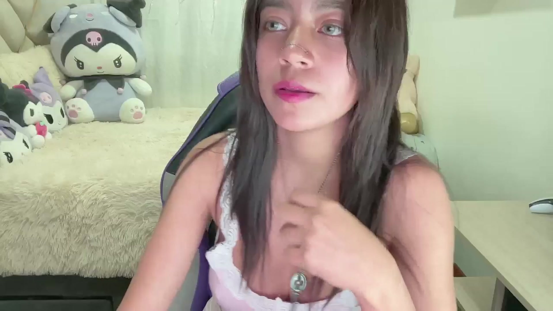Gallery image thumbnail from Oxxme_'s myfreecams stream on, 08/15/2024, 05:08 image 2 of 20