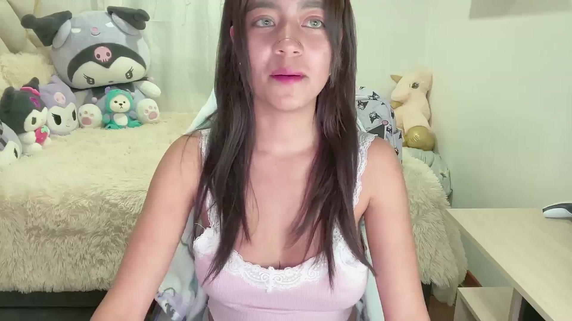Gallery image thumbnail from Oxxme_'s myfreecams stream on, 08/16/2024, 02:16 image 9 of 20
