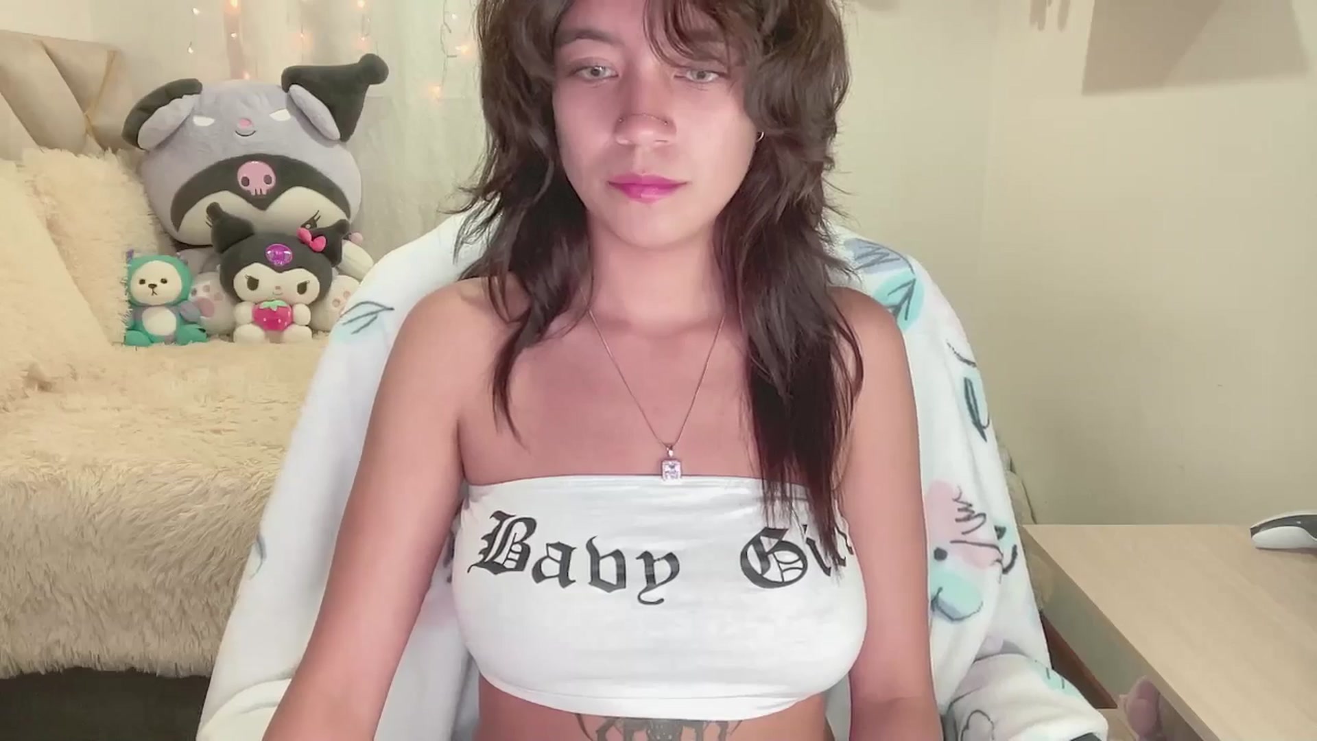 Gallery image thumbnail from Oxxme_'s myfreecams stream on, 10/19/2024, 04:38 image 7 of 20