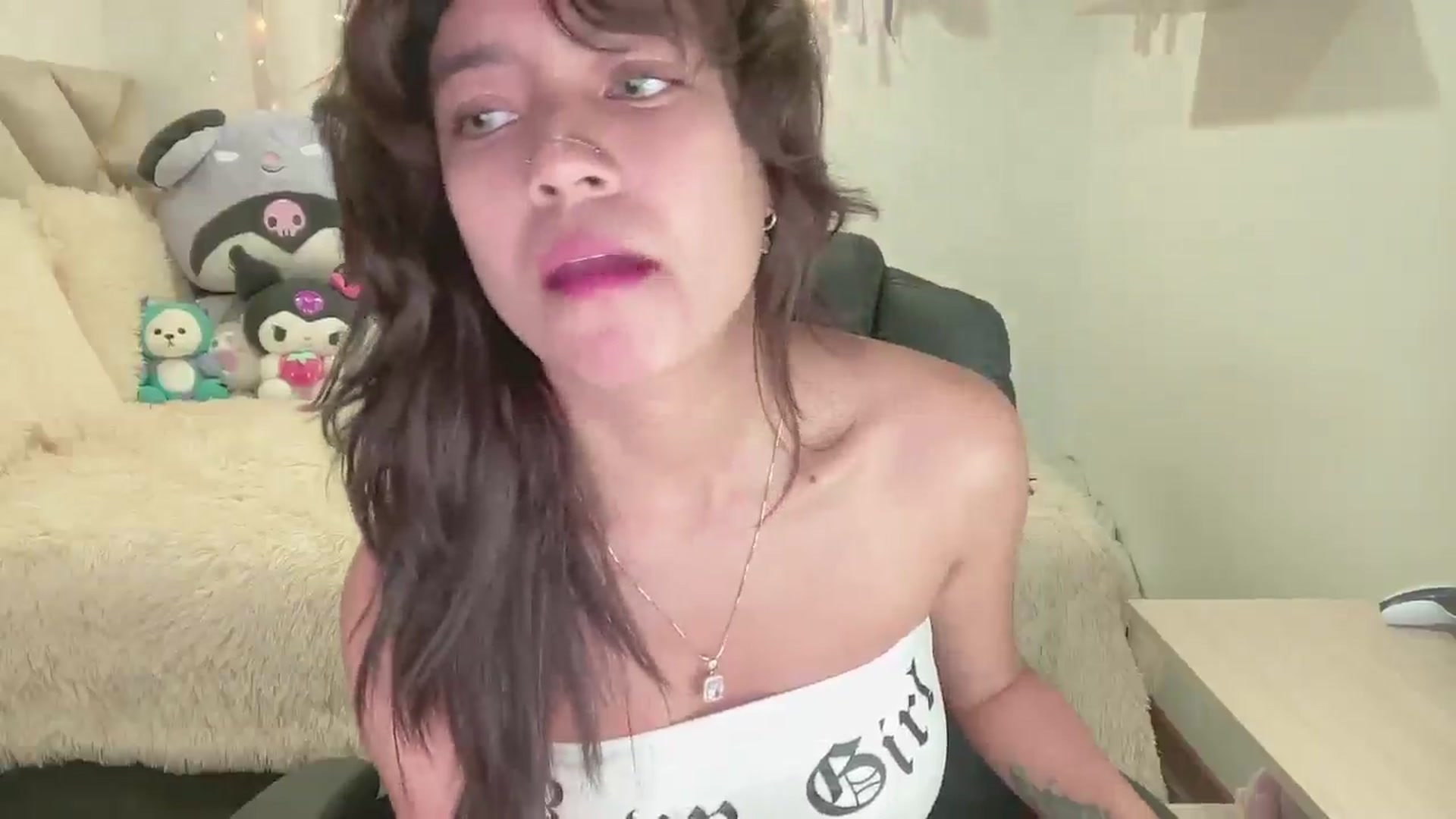 Gallery image thumbnail from Oxxme_'s myfreecams stream on, 10/19/2024, 04:38 image 2 of 20