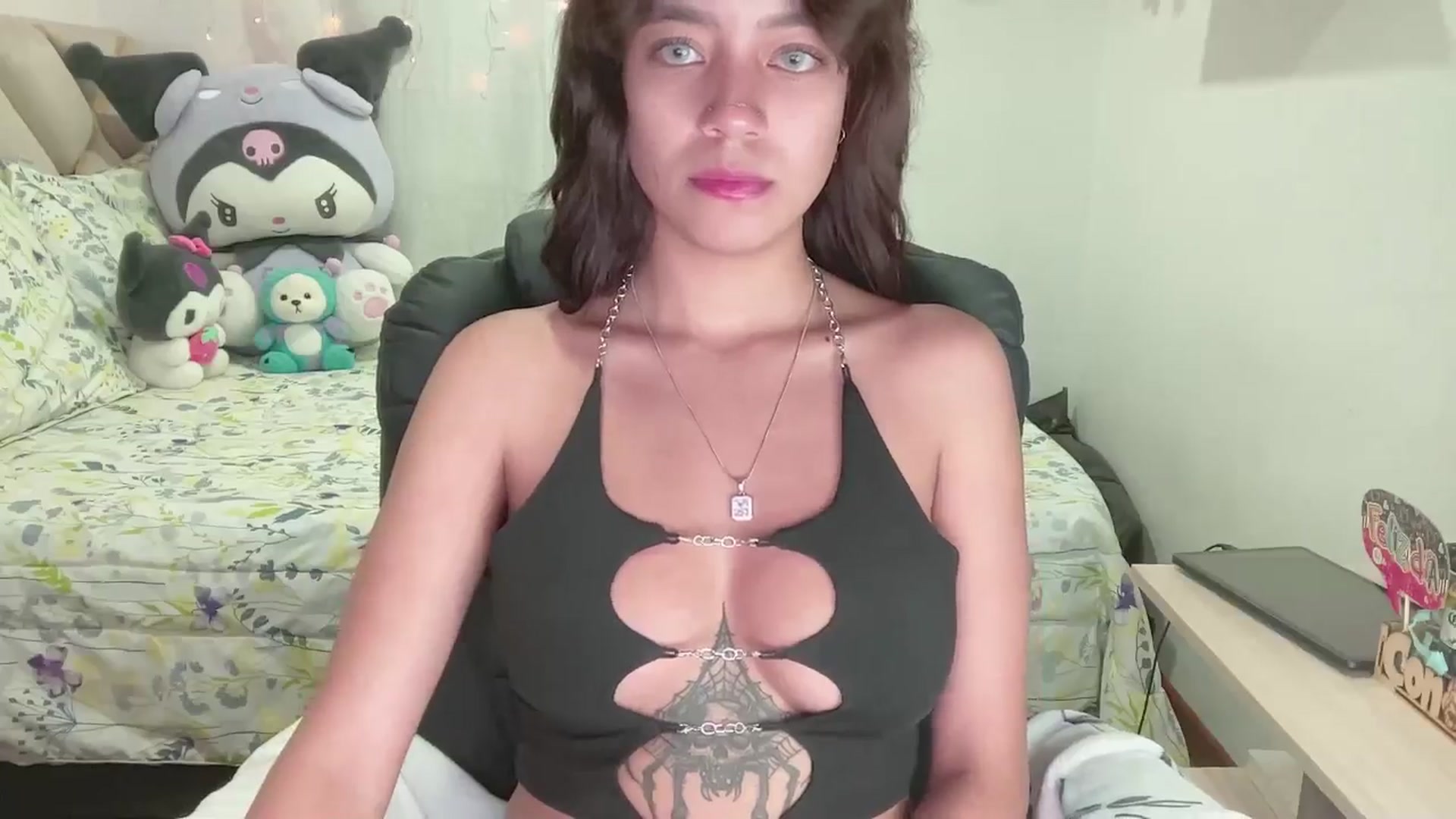Gallery image thumbnail from Oxxme_'s myfreecams stream on, 10/24/2024, 07:03 image 2 of 20