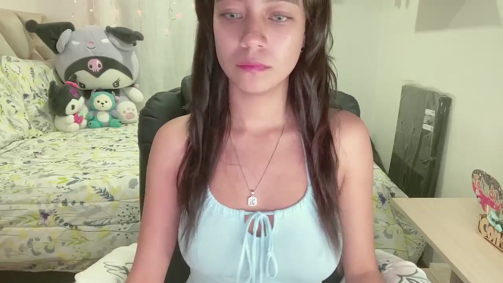 Gallery image thumbnail from Oxxme_'s myfreecams stream on, 10/25/2024, 07:02 image 19 of 20