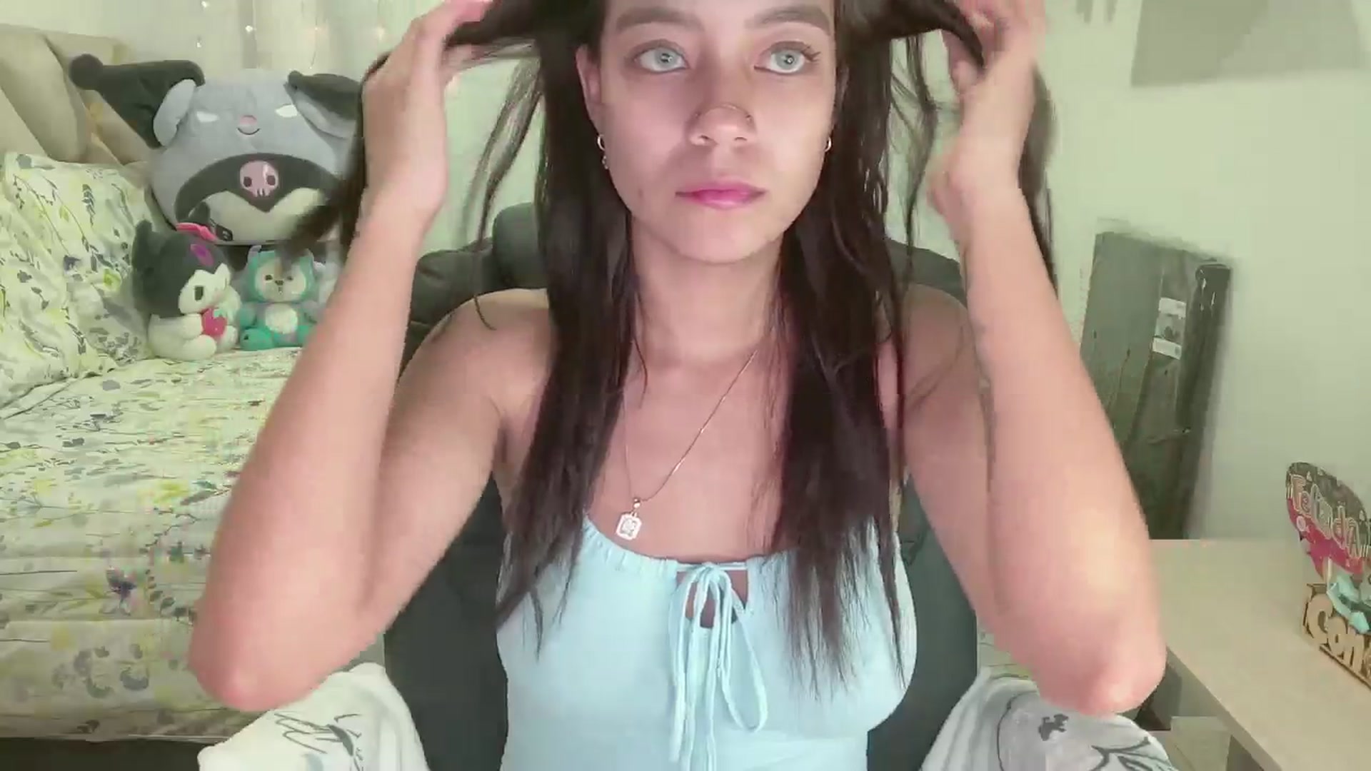 Gallery image thumbnail from Oxxme_'s myfreecams stream on, 10/25/2024, 07:02 image 15 of 20