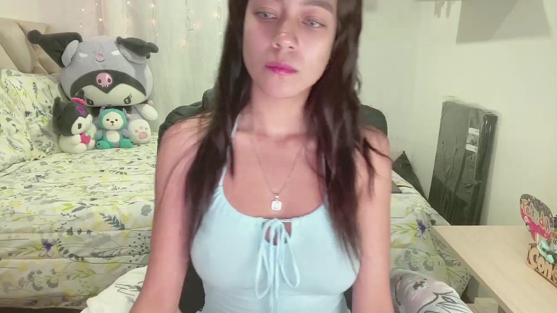 Gallery image thumbnail from Oxxme_'s myfreecams stream on, 10/25/2024, 07:02 image 11 of 20