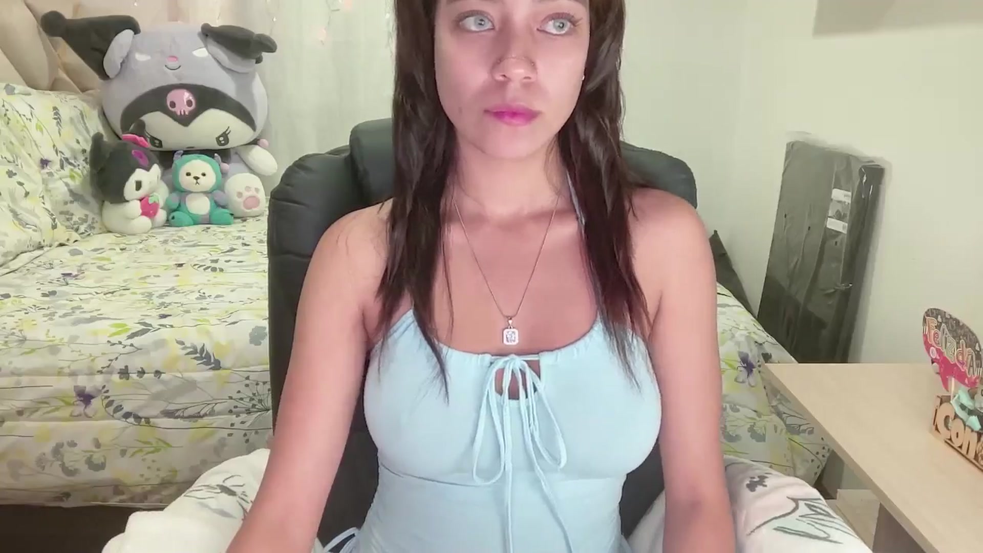 Gallery image thumbnail from Oxxme_'s myfreecams stream on, 10/25/2024, 07:02 image 5 of 20