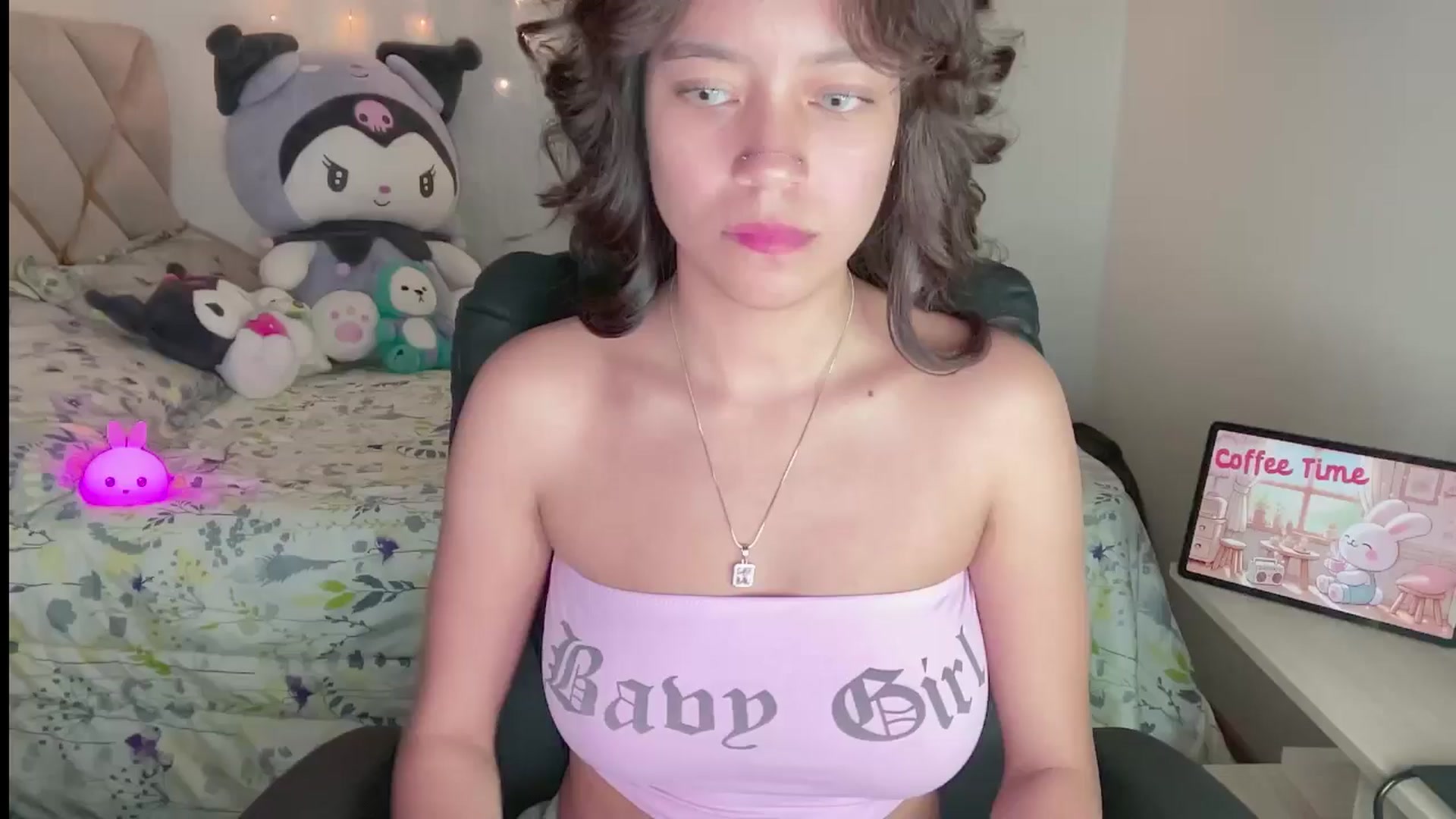 Gallery image thumbnail from Oxxme_'s myfreecams stream on, 11/11/2024, 06:27 image 1 of 20