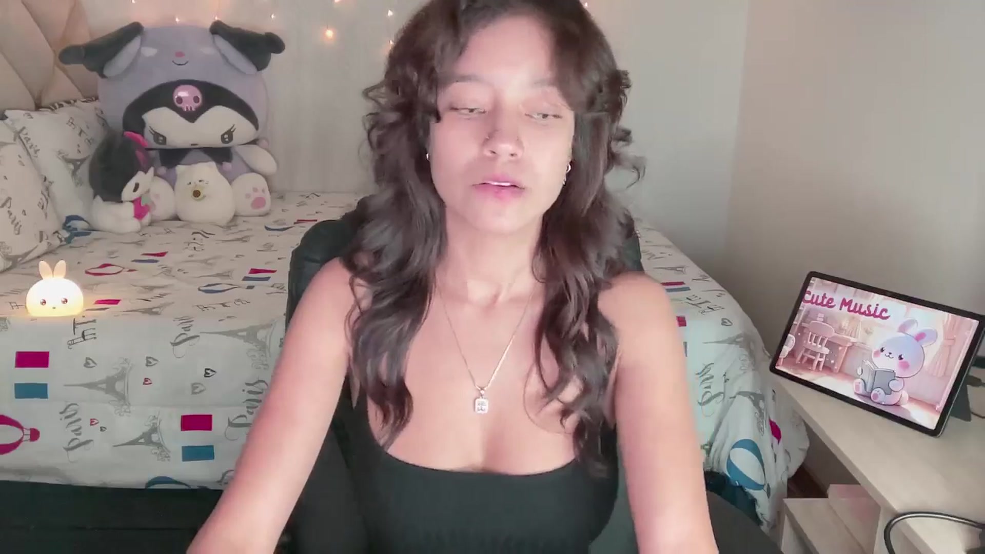 Gallery image thumbnail from Oxxme_'s myfreecams stream on, 11/13/2024, 02:14 image 16 of 20