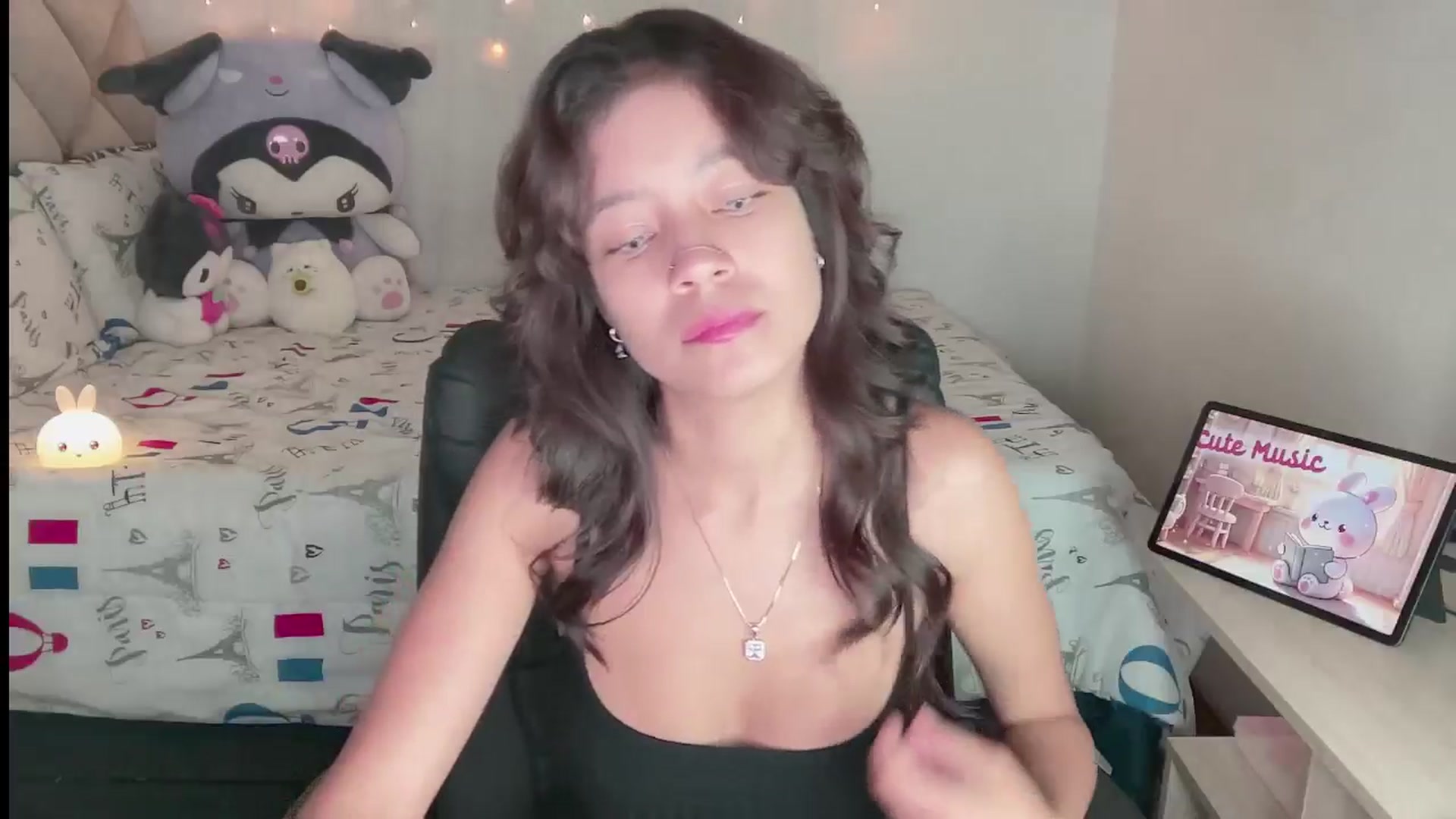 Gallery image thumbnail from Oxxme_'s myfreecams stream on, 11/13/2024, 02:14 image 2 of 20