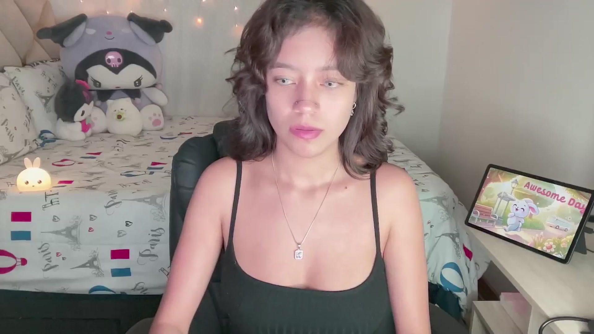 Gallery image thumbnail from Oxxme_'s myfreecams stream on, 11/13/2024, 04:59 image 16 of 20