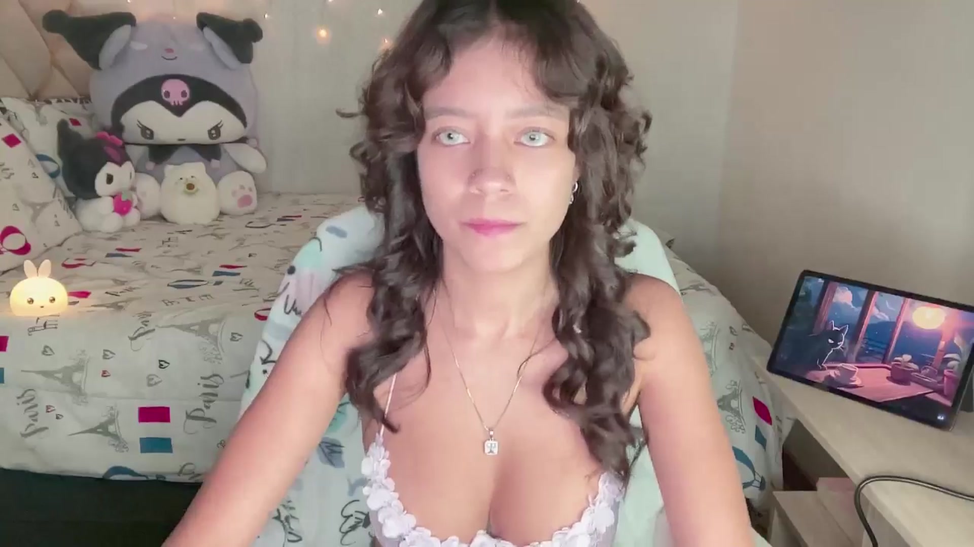 Gallery image thumbnail from Oxxme_'s myfreecams stream on, 11/14/2024, 04:04 image 6 of 20