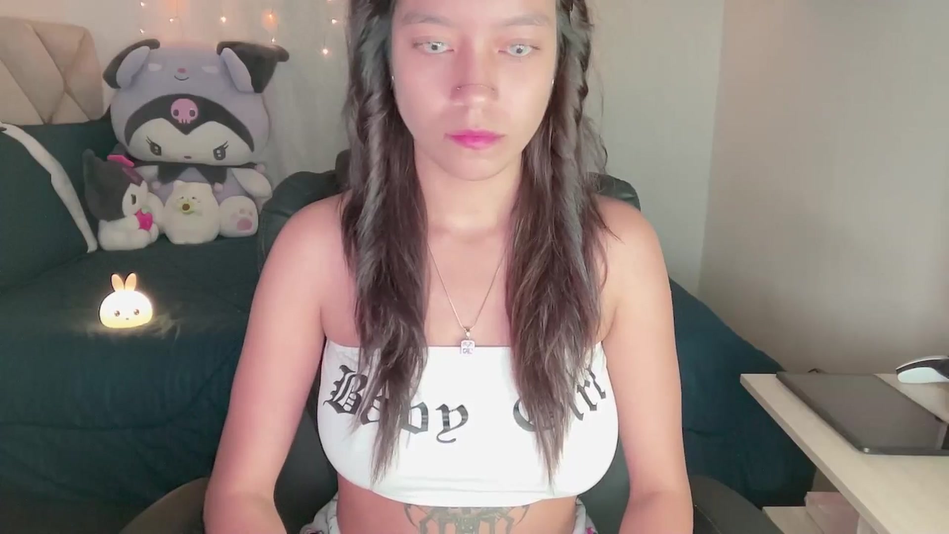 Gallery image thumbnail from Oxxme_'s myfreecams stream on, 11/26/2024, 03:06 image 18 of 20