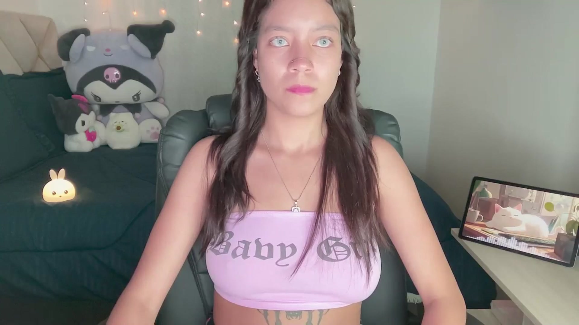 Gallery image thumbnail from Oxxme_'s myfreecams stream on, 11/27/2024, 02:29 image 5 of 20
