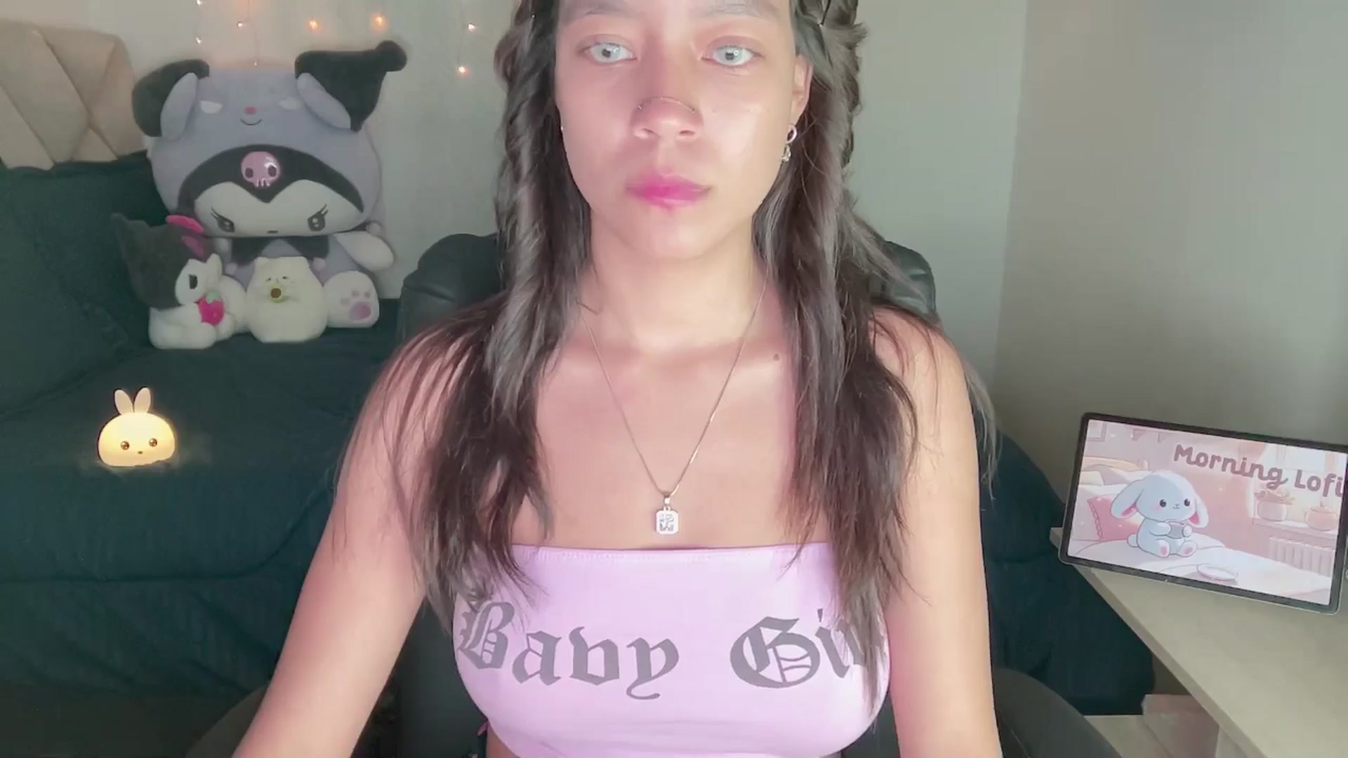 Gallery image thumbnail from Oxxme_'s myfreecams stream on, 11/27/2024, 02:56 image 14 of 20