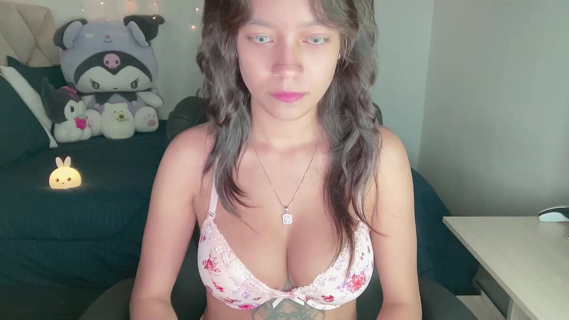 Gallery image thumbnail from Oxxme_'s myfreecams stream on, 11/29/2024, 01:18 image 1 of 20