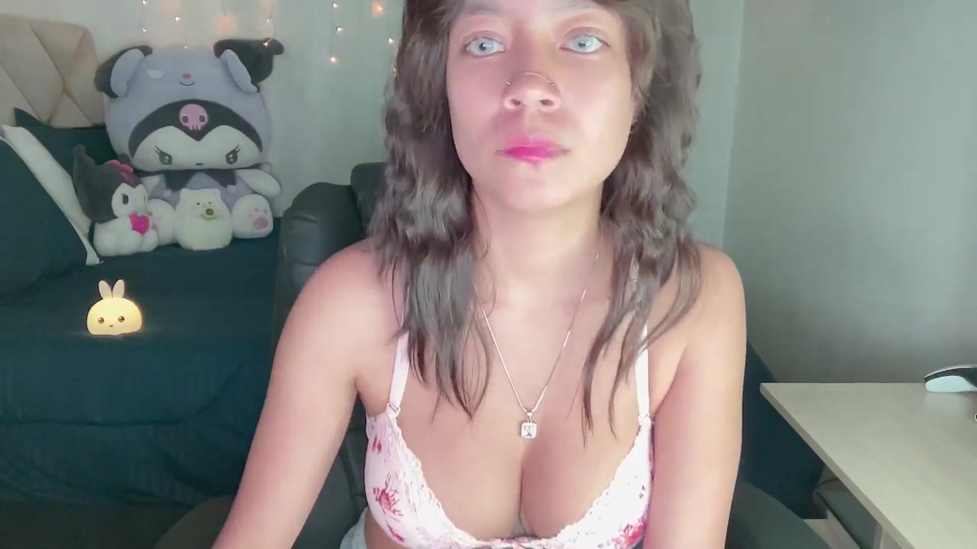 Gallery image thumbnail from Oxxme_'s myfreecams stream on, 11/29/2024, 03:05 image 12 of 20