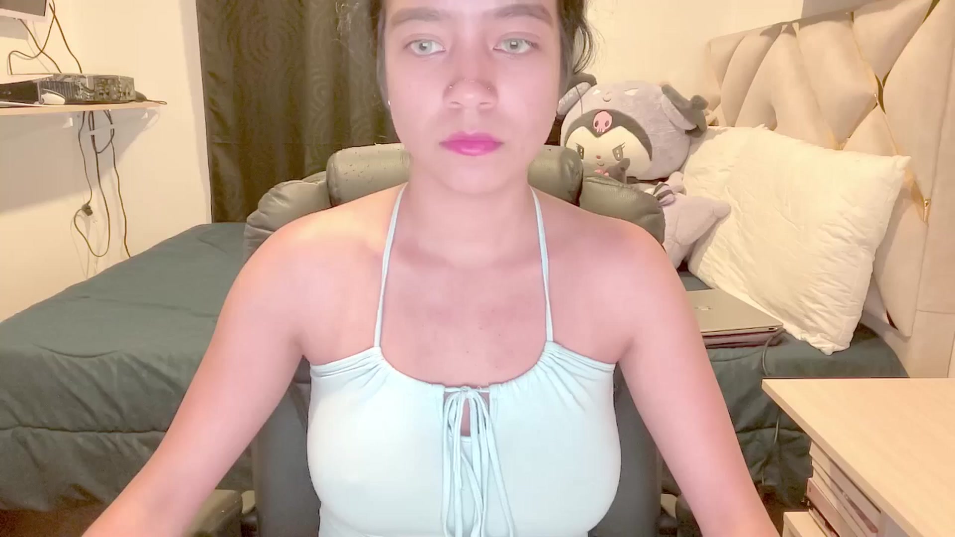 Gallery image thumbnail from Oxxme_'s myfreecams stream on, 04/18/2025, 02:11 image 6 of 20