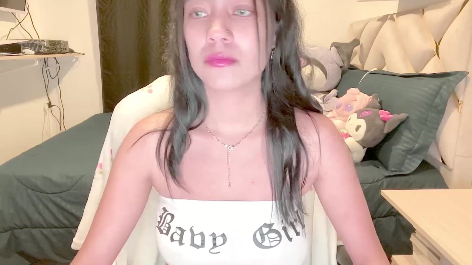 Gallery image thumbnail from Oxxme_'s myfreecams stream on, 05/27/2025, 01:42 image 11 of 20