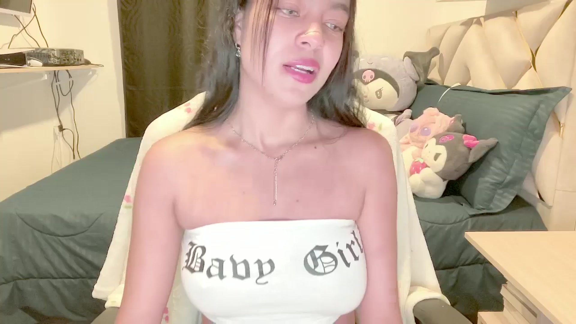 Gallery image thumbnail from Oxxme_'s myfreecams stream on, 05/27/2025, 01:42 image 3 of 20