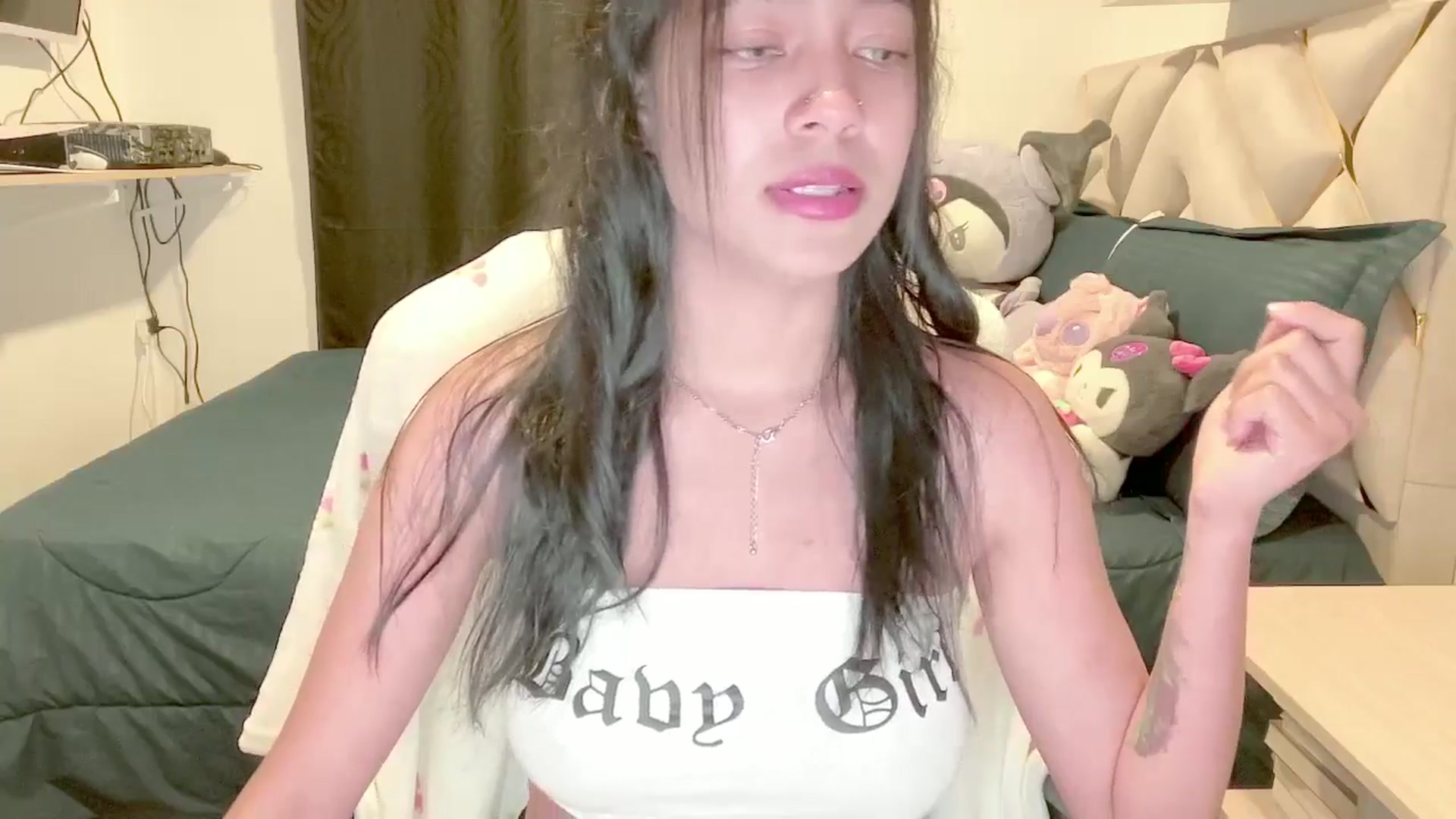 Gallery image thumbnail from Oxxme_'s myfreecams stream on, 05/27/2025, 01:42 image 5 of 20